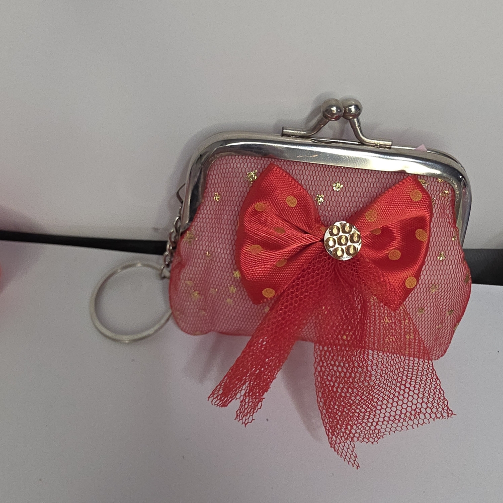 Sanrio Red Mesh Mini Bag with Bow + GIFT - Picture 3 of 5